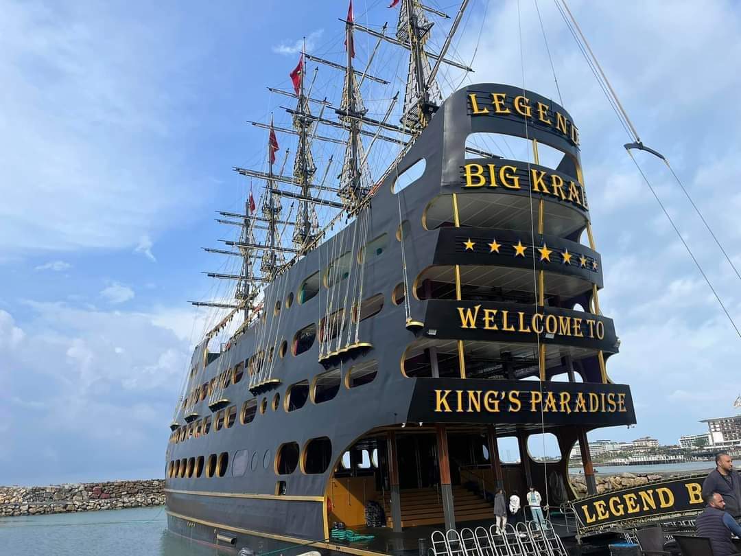 Alanya Legend Big Kral Pirate Boat Tour